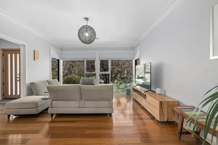 231 Phillip Avenue, Hackett ACT 2602