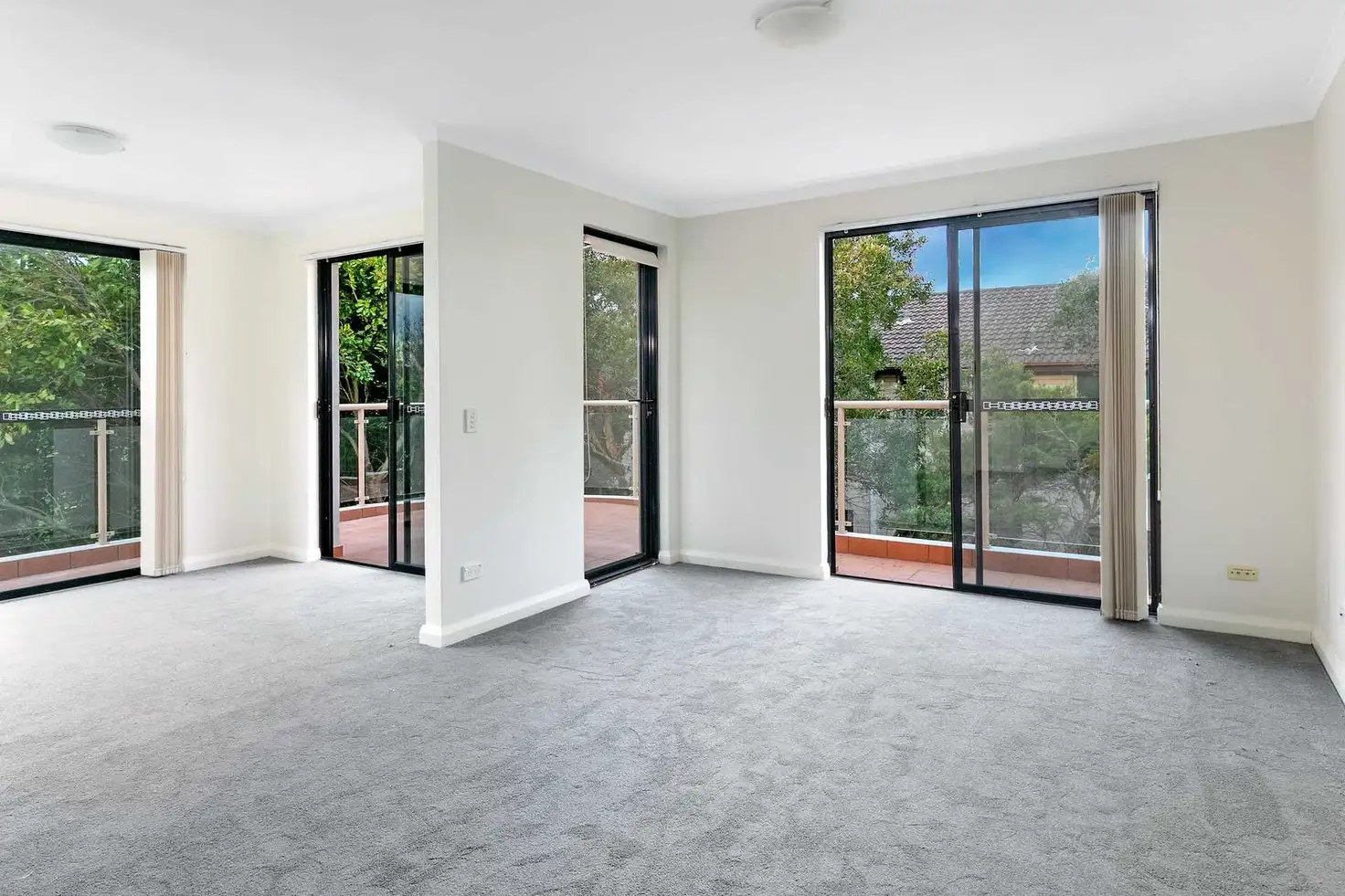 Main view of Homely unit listing, 15/54-58 Dee Why Parade Parade, Dee Why NSW 2099