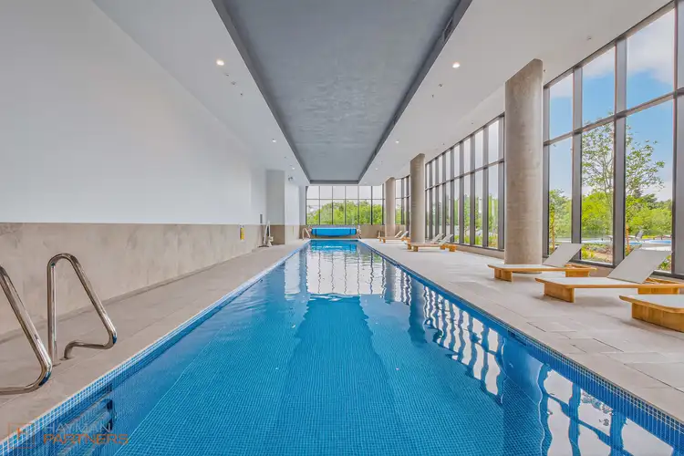 710/102 Easty Street, Phillip ACT 2606