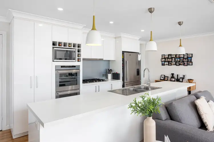 Second view of Homely house listing, 18 Gidgee Place, Glenfield Park NSW 2650