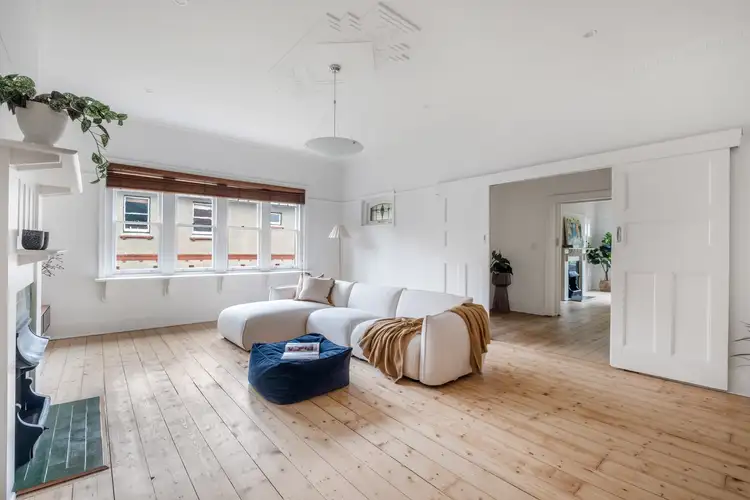 2/4 Ardoch Avenue, St Kilda East VIC 3183