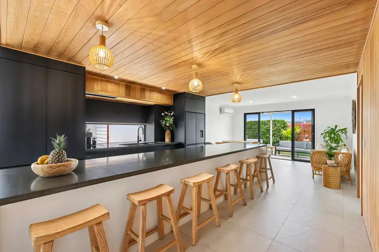 5 Picabeen Close, Robina QLD 4226