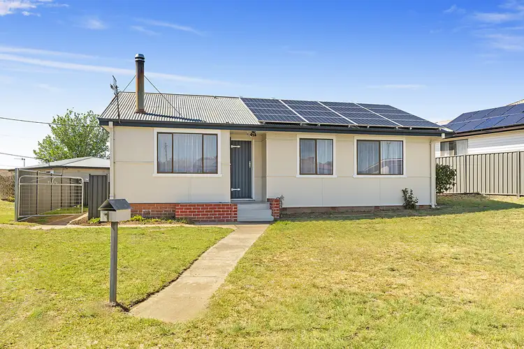 1 Adams Avenue, Cooma NSW 2630
