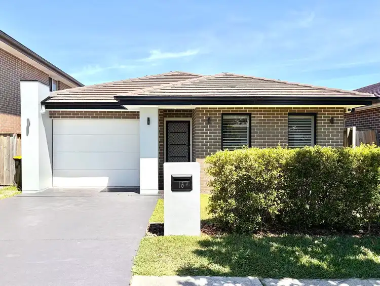 16 Piora Street, Colebee NSW 2761