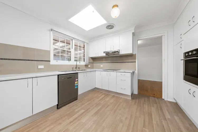 8 Virginia Avenue, Baulkham Hills NSW 2153