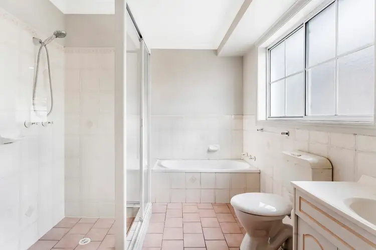 Fifth view of Homely villa listing, 2/11 William Street, Shellharbour NSW 2529