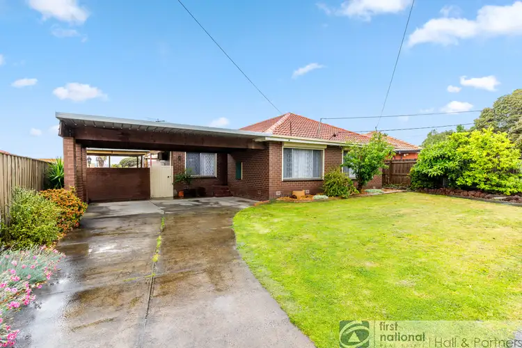 5 Bellbrook Drive, Dandenong North VIC 3175