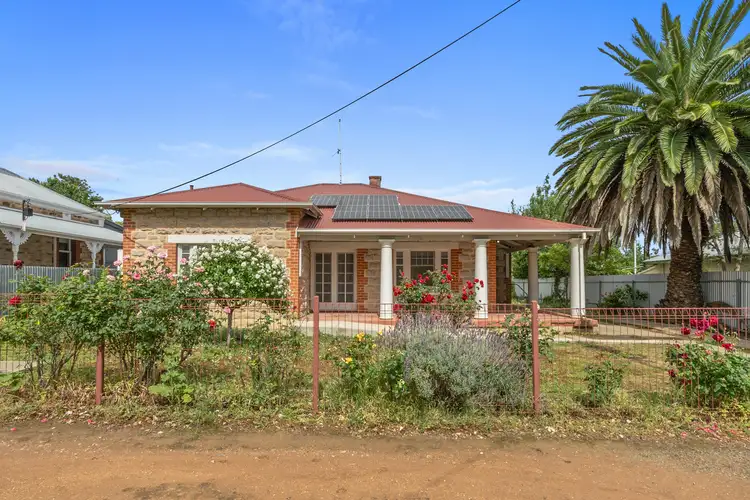 28 Jonathon Street, Clare SA 5453