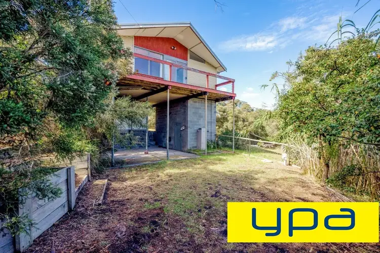 16 Leawarra Street, Rye VIC 3941