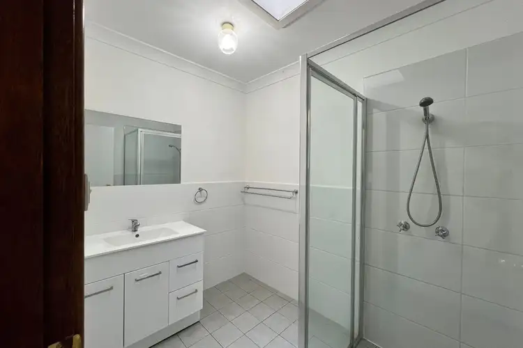 Fifth view of Homely unit listing, 2/7 Menchin Street, Mudgee NSW 2850