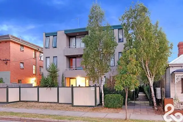 2/247 Gower Street, Preston VIC 3072