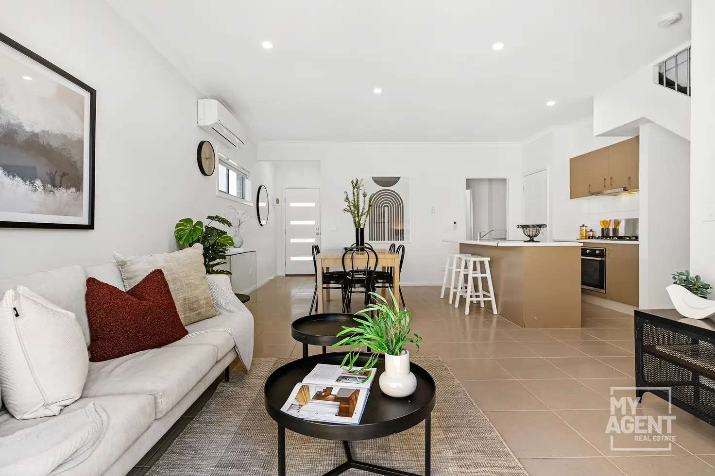 Main view of Homely townhouse listing, 5/12 Vilnius Way, Truganina VIC 3029