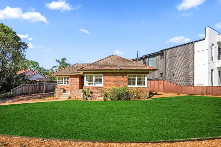 15 Nolan Crescent, Westmead NSW 2145