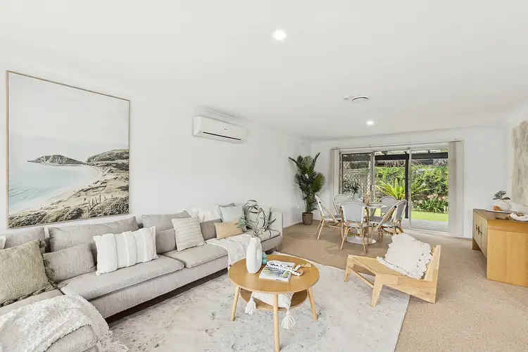 Second view of Homely house listing, 7 Clematis Place, Point Clare NSW 2250