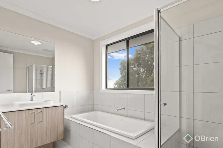 Second view of Homely townhouse listing, 2/42 Hillcrest Road, Frankston VIC 3199