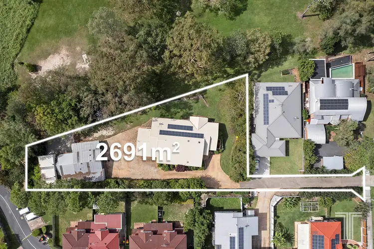 29 Scrub Road, Carindale QLD 4152