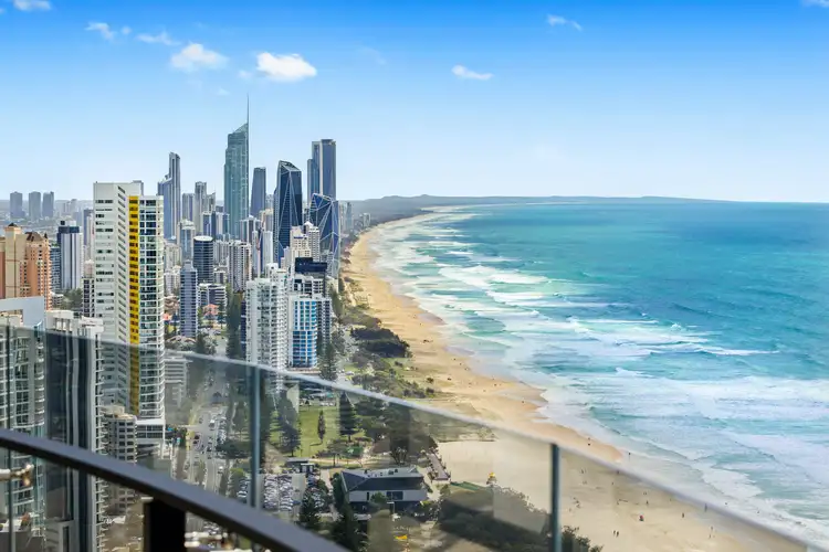 3901/272 Hedges Avenue