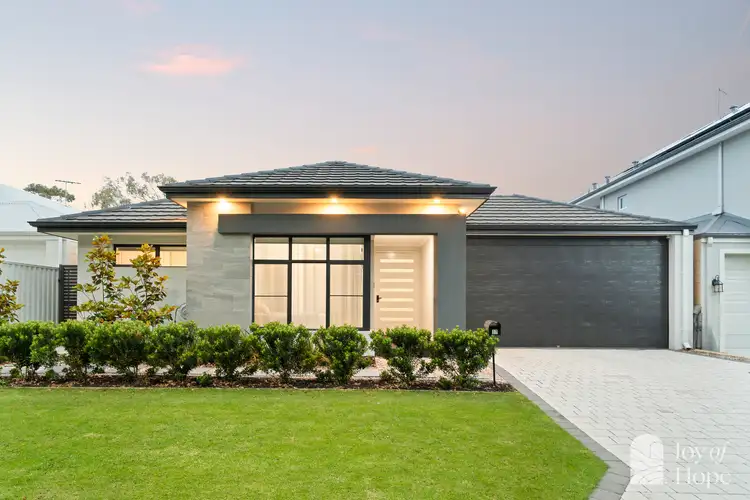 17 Larapinta Parkway, Wanneroo WA 6065