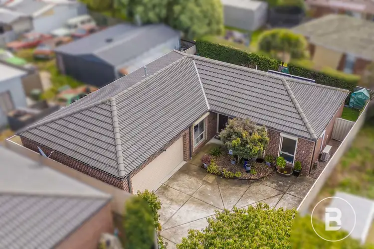 2/1206 Grevillea Road, Wendouree VIC 3355