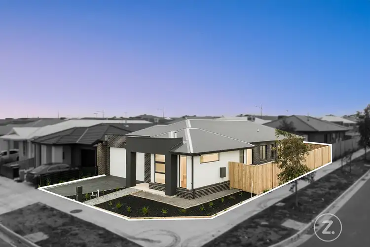 2 Delhi Grove, Rockbank VIC 3335
