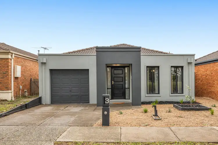 3 Clyde Close, Taylors Hill VIC 3037