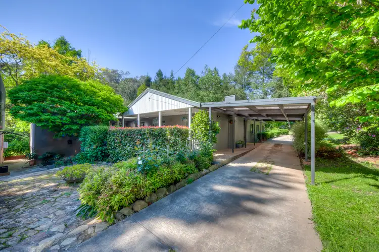 18-20 Bakers Gully Road, Bright VIC 3741