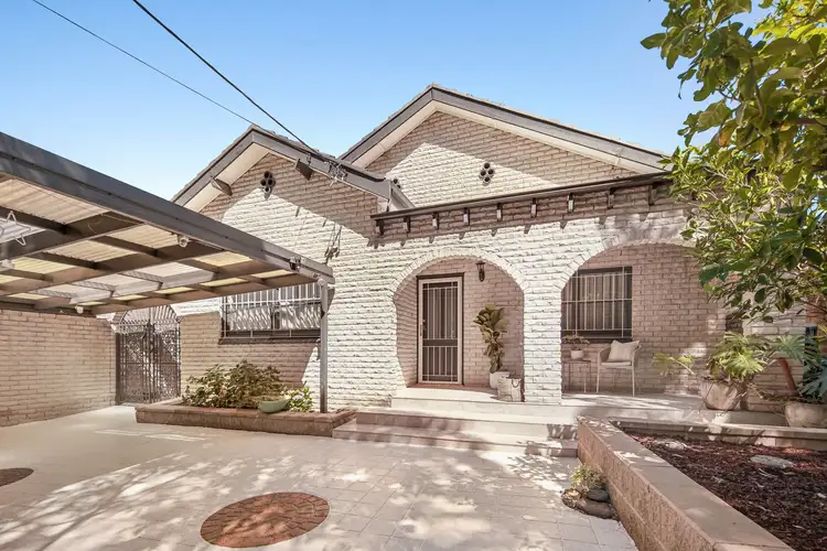 17 Goodwin Avenue, Ashfield NSW 2131