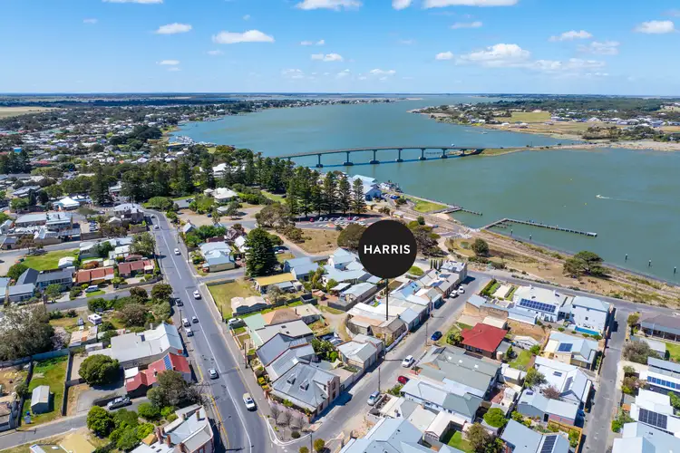 8 Hutchinson Street, Goolwa SA 5214