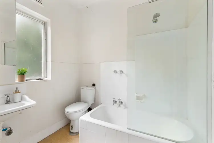 Sixth view of Homely apartment listing, 11/712 Orrong Road, Toorak VIC 3142