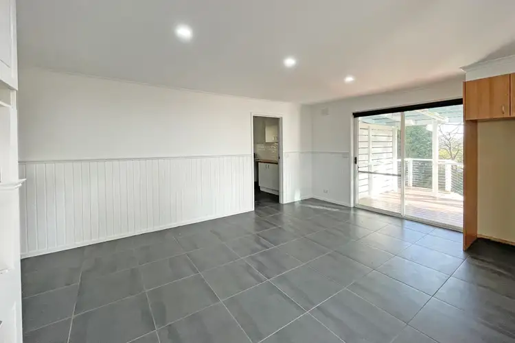 Fifth view of Homely house listing, 2 Clover Court, Warragul VIC 3820