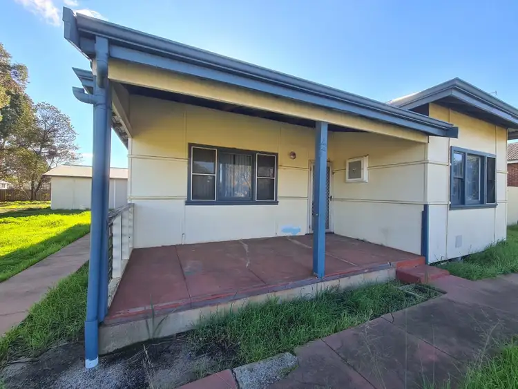 12 Arbour Street, Katanning WA 6317
