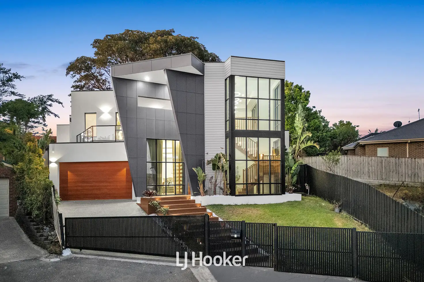 Main view of Homely house listing, 5 The Maples, Narre Warren VIC 3805