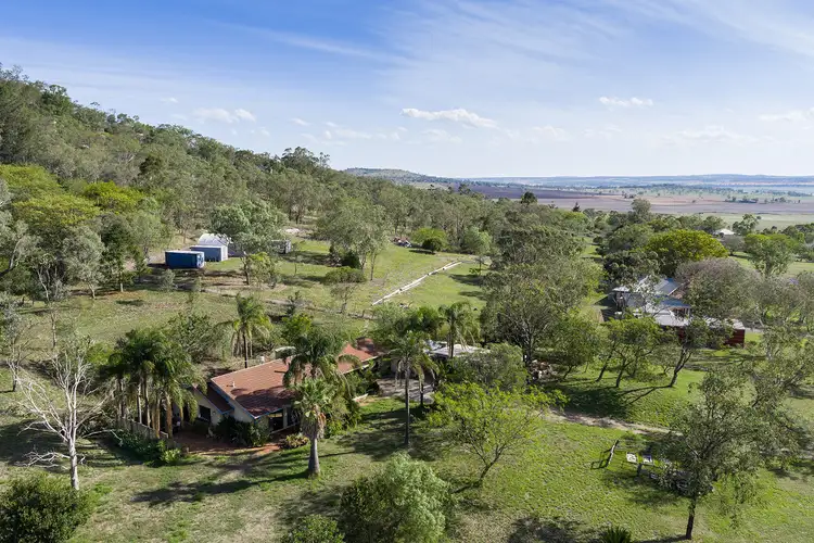 6 Jannusch Road, Gowrie Mountain QLD 4350