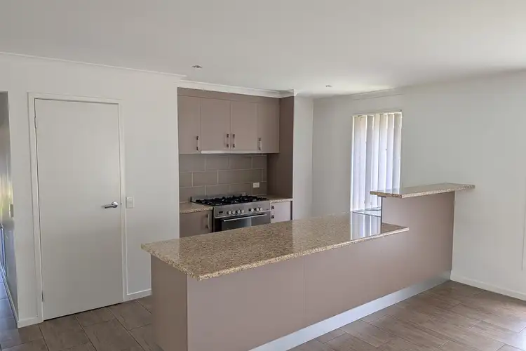 Second view of Homely house listing, 16 Murray Way, Wodonga VIC 3690