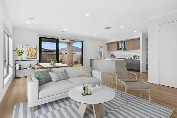 Fourth view of Homely house listing, 35 Sunlight Circuit, Lara VIC 3212