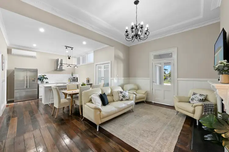 15 Carrington Street, Maitland NSW 2320