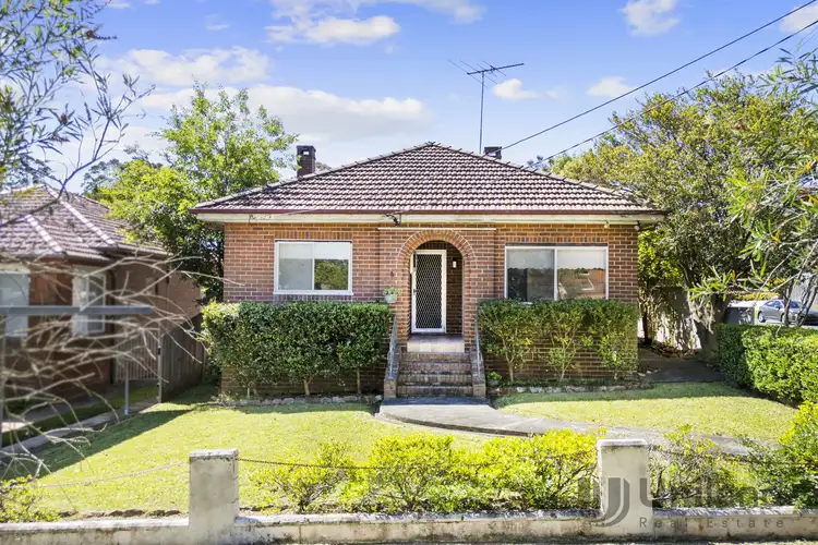 13 Holway Street, Eastwood NSW 2122
