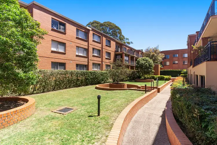 32/61-65 Glencoe Street