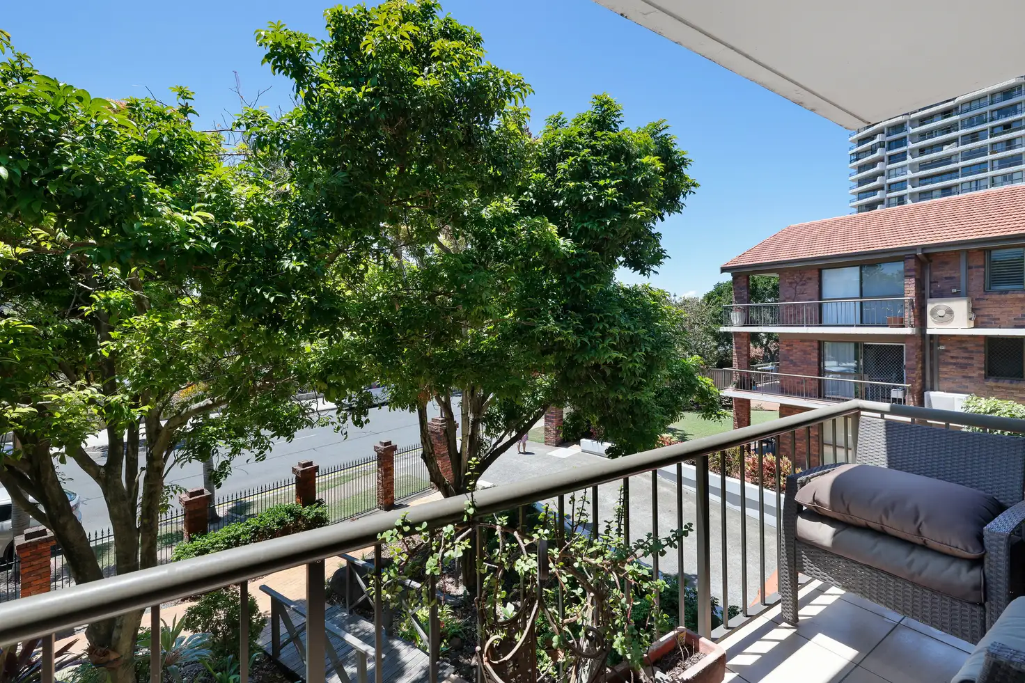Main view of Homely apartment listing, 21/22 Commodore Drive, Paradise Waters QLD 4217