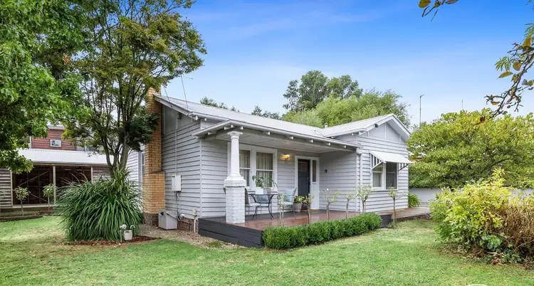 1/719 Geelong Road, Canadian VIC 3350