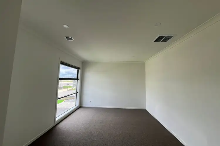 Fifth view of Homely house listing, 46 Everbloom Crescent, Tarneit VIC 3029