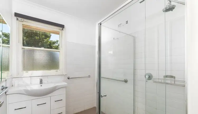 Fifth view of Homely house listing, 6 View Street, Glenroy VIC 3046