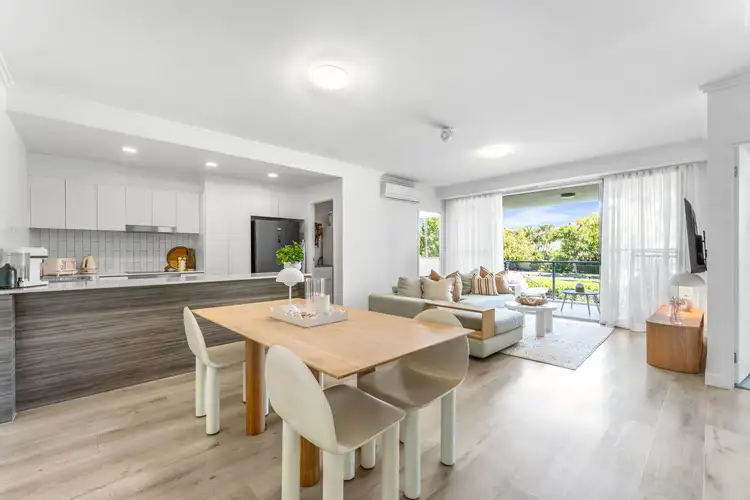 211/29 Varsity Parade