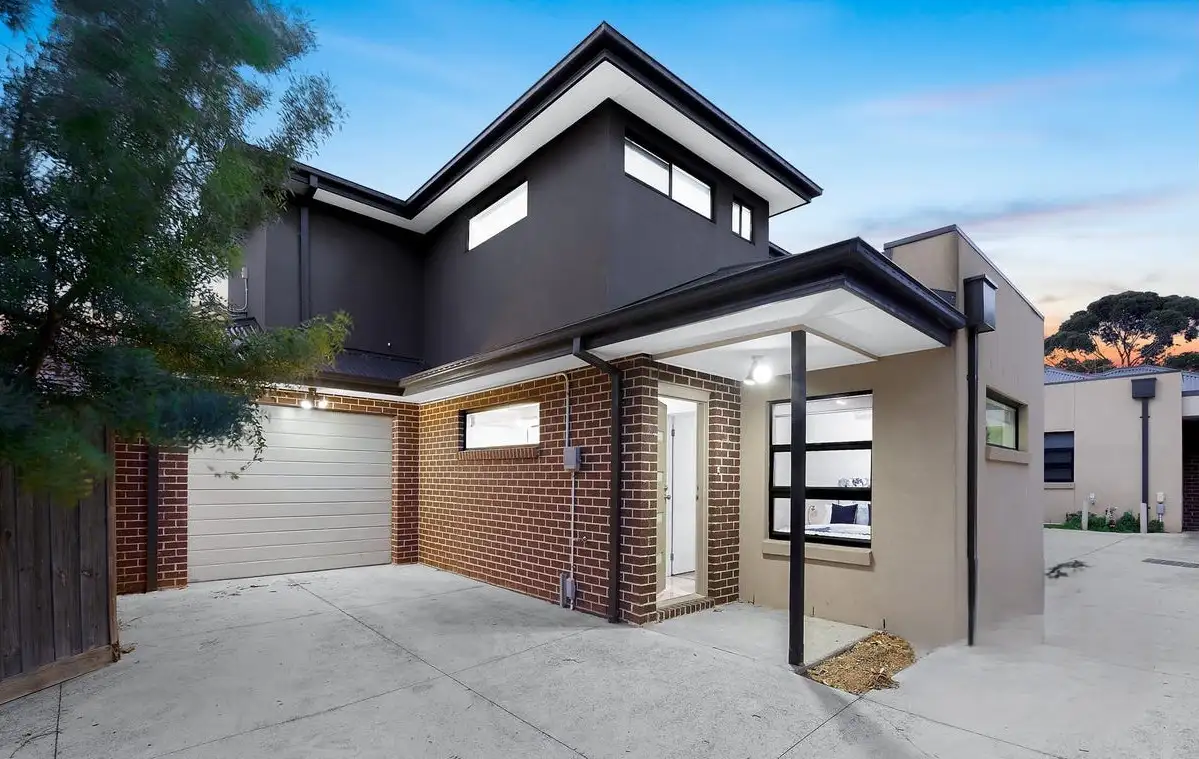 Main view of Homely townhouse listing, 2/4 Andrew Road, St Albans VIC 3021