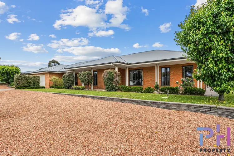 Second view of Homely house listing, 1 Juilette Court, Maiden Gully VIC 3551
