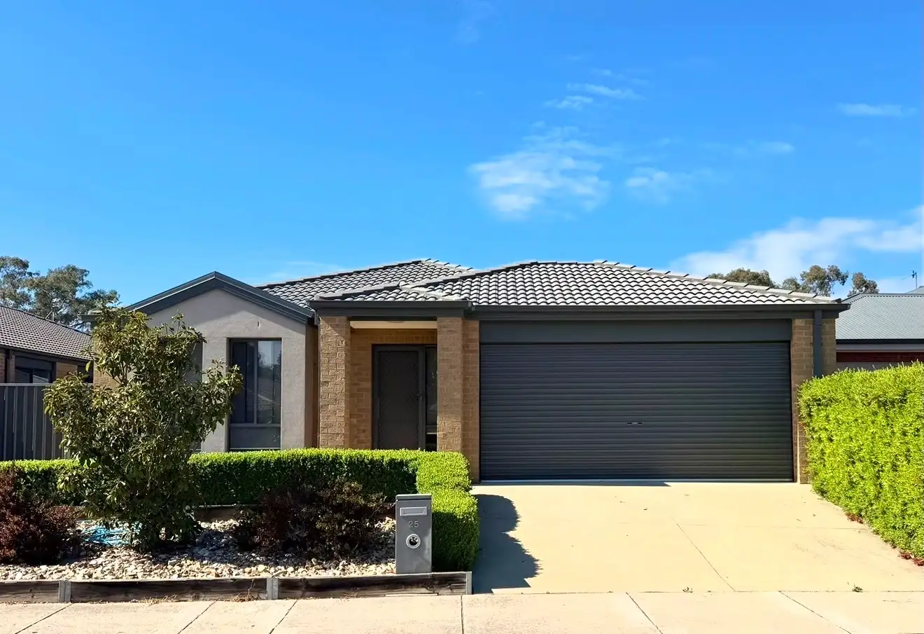Main view of Homely house listing, 25 Abbey Close, Eaglehawk VIC 3556