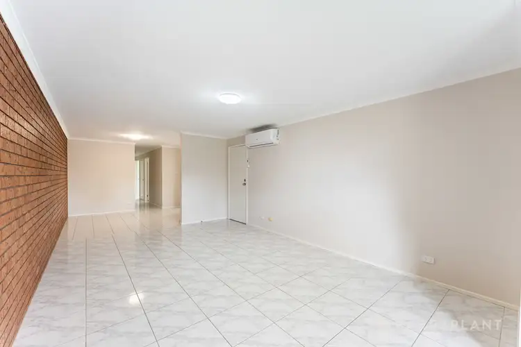 Third view of Homely unit listing, 2/25 Kiparra Close, St Albans VIC 3021