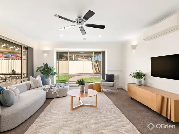 Sixth view of Homely house listing, 6 Favaro Place, Hillside VIC 3037