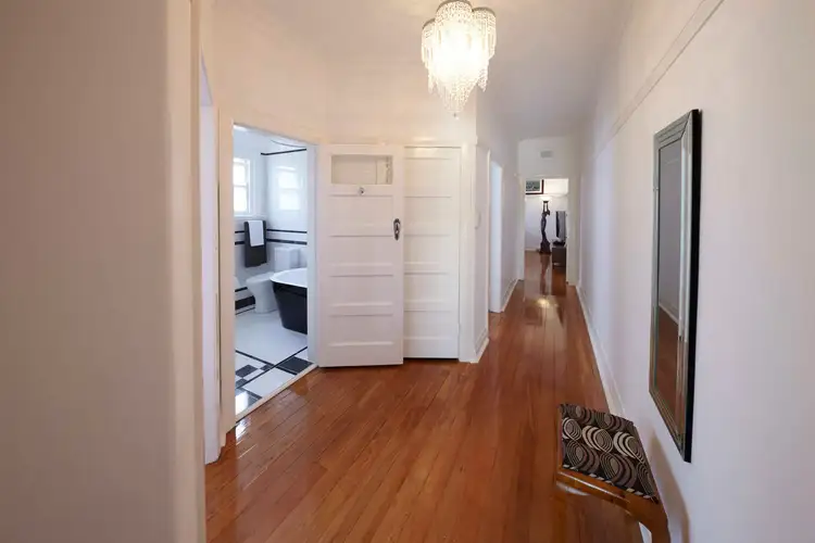 Fifth view of Homely unit listing, 4/13 Victoria Parade, Manly NSW 2095