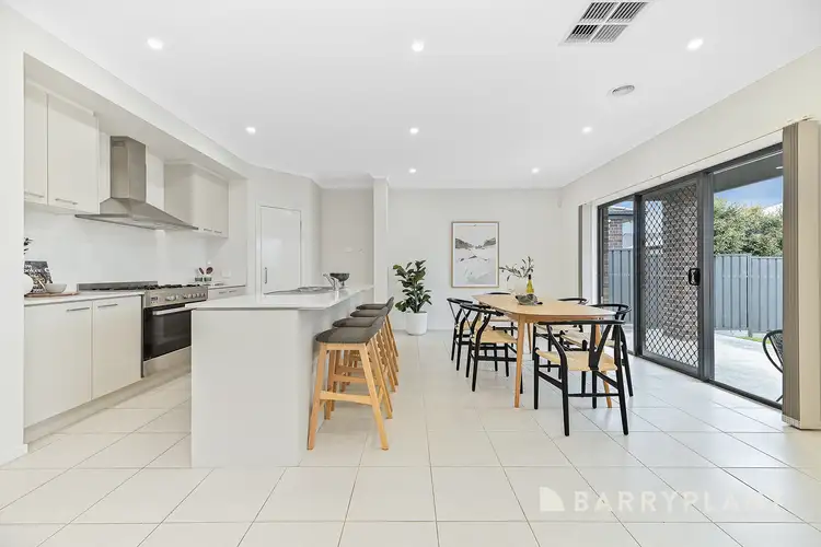 Sixth view of Homely house listing, 7 Stonehenge Place, Berwick VIC 3806